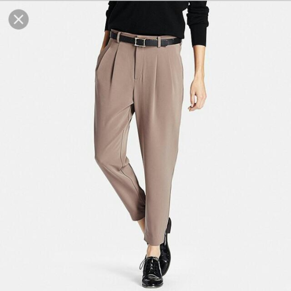 UNIQLO Drape Jogger Pants TAUPE